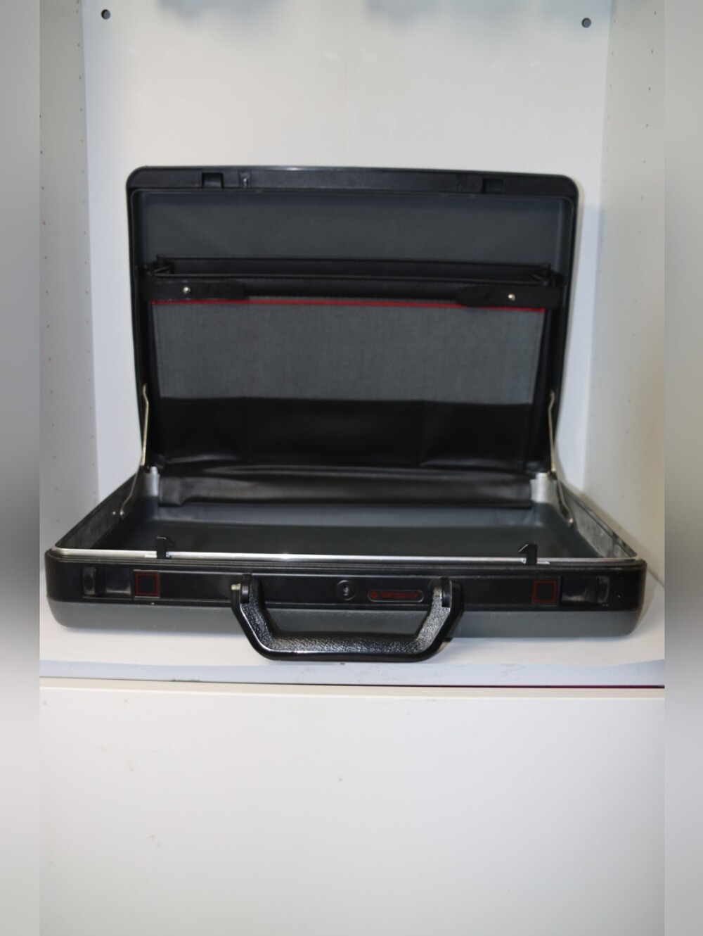 Samsonite Hard Shell Briefcase - Picture 4 of 8